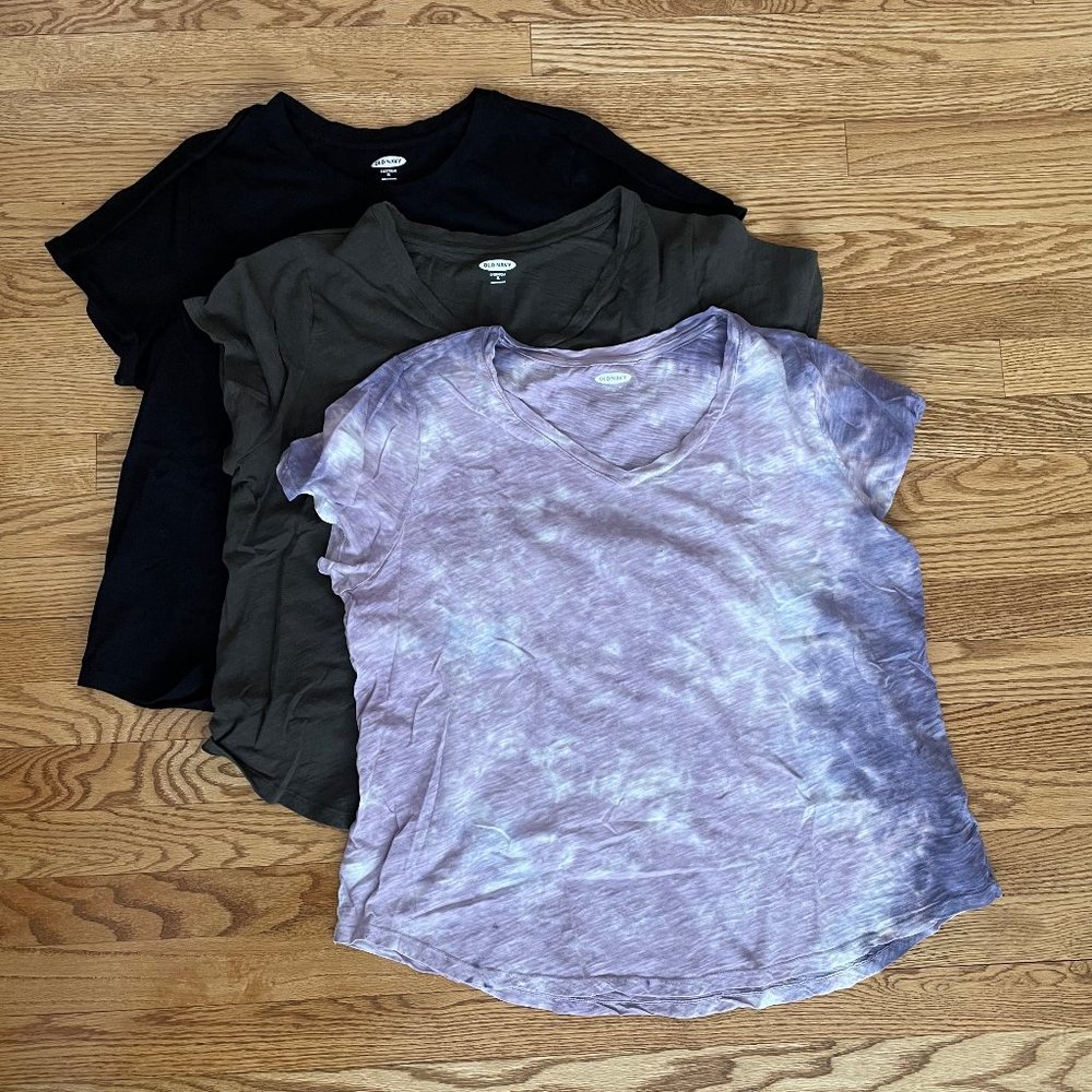 Old Navy Everywear Vneck T-Shirts XL (3 pcs)